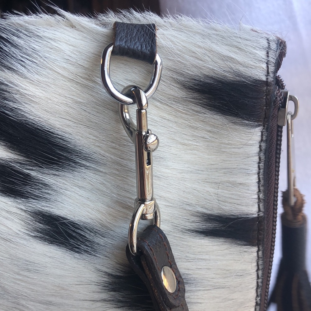 Cow fur purse - Picture 5 of 11